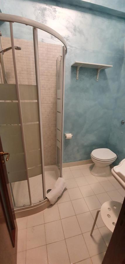 Hotel Napol-In Napoli Esterno foto