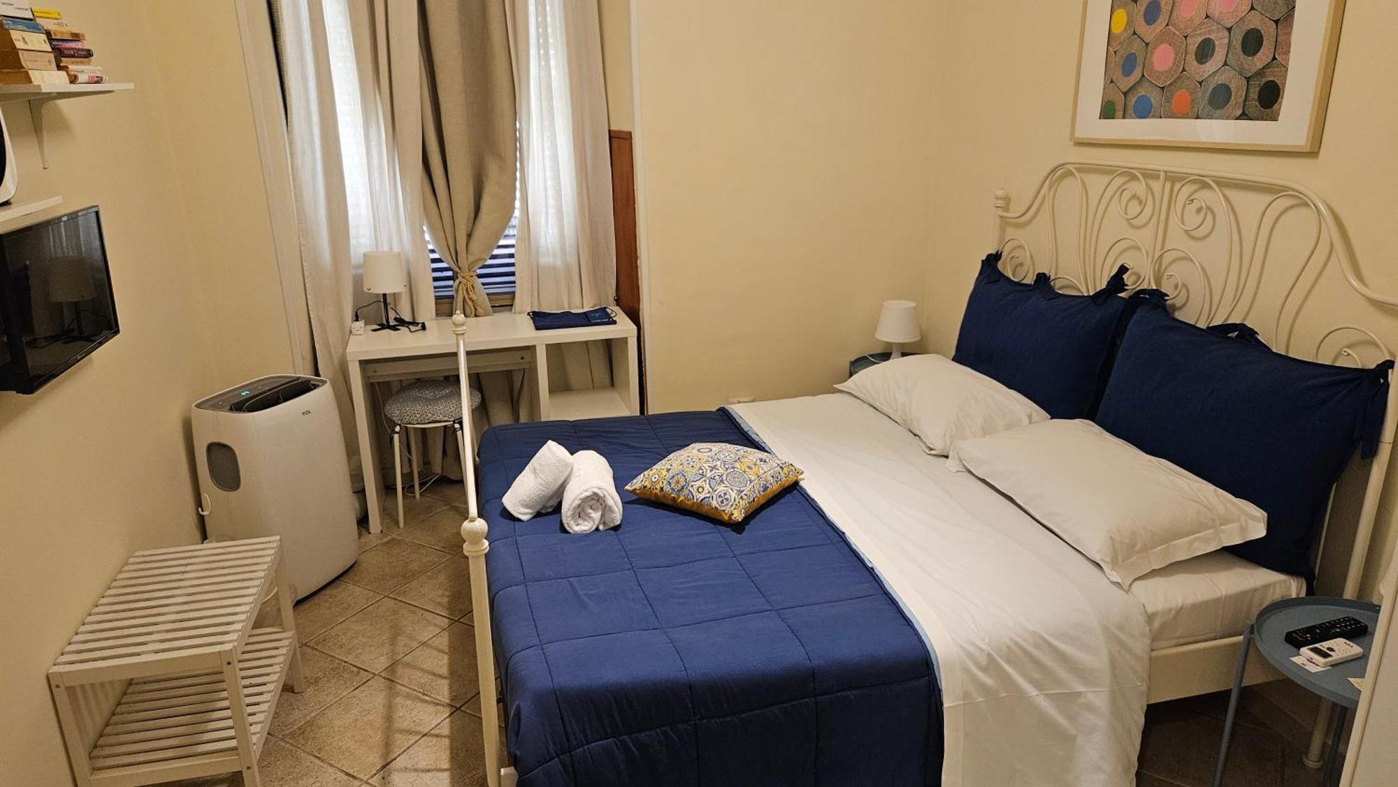 Hotel Napol-In Napoli Esterno foto