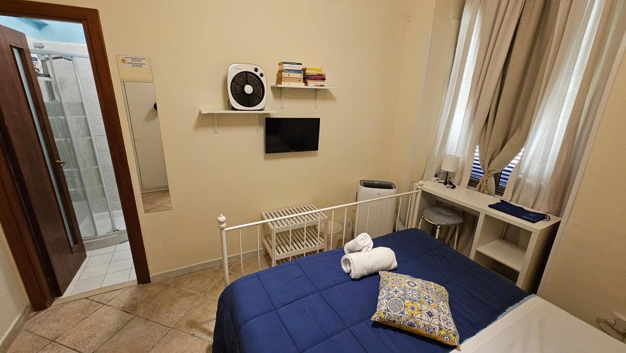Hotel Napol-In Napoli Esterno foto